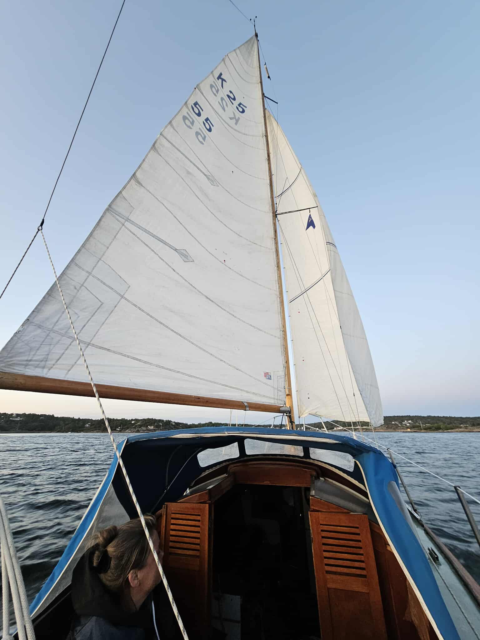 Ethena under seil i nyere tid